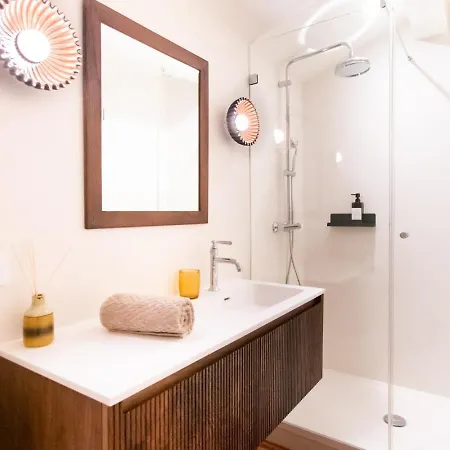 Villa Antine For 13 People, Heated Pool, Within Walking Distance