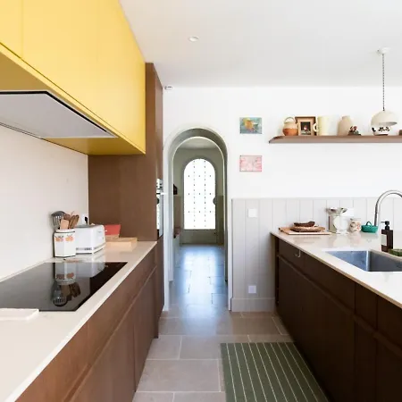 Antine For 13 People, Heated Pool, Within Walking Distance Villa *