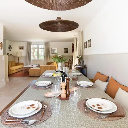 Antine For 13 People, Heated Pool, Within Walking Distance Villa *
