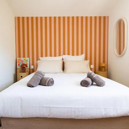 Villa Antine For 13 People, Heated Pool, Within Walking Distance *