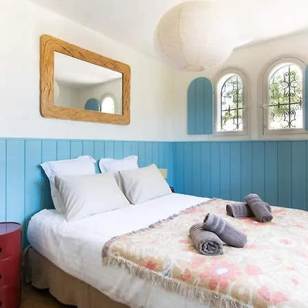 Antine For 13 People, Heated Pool, Within Walking Distance * Labenne